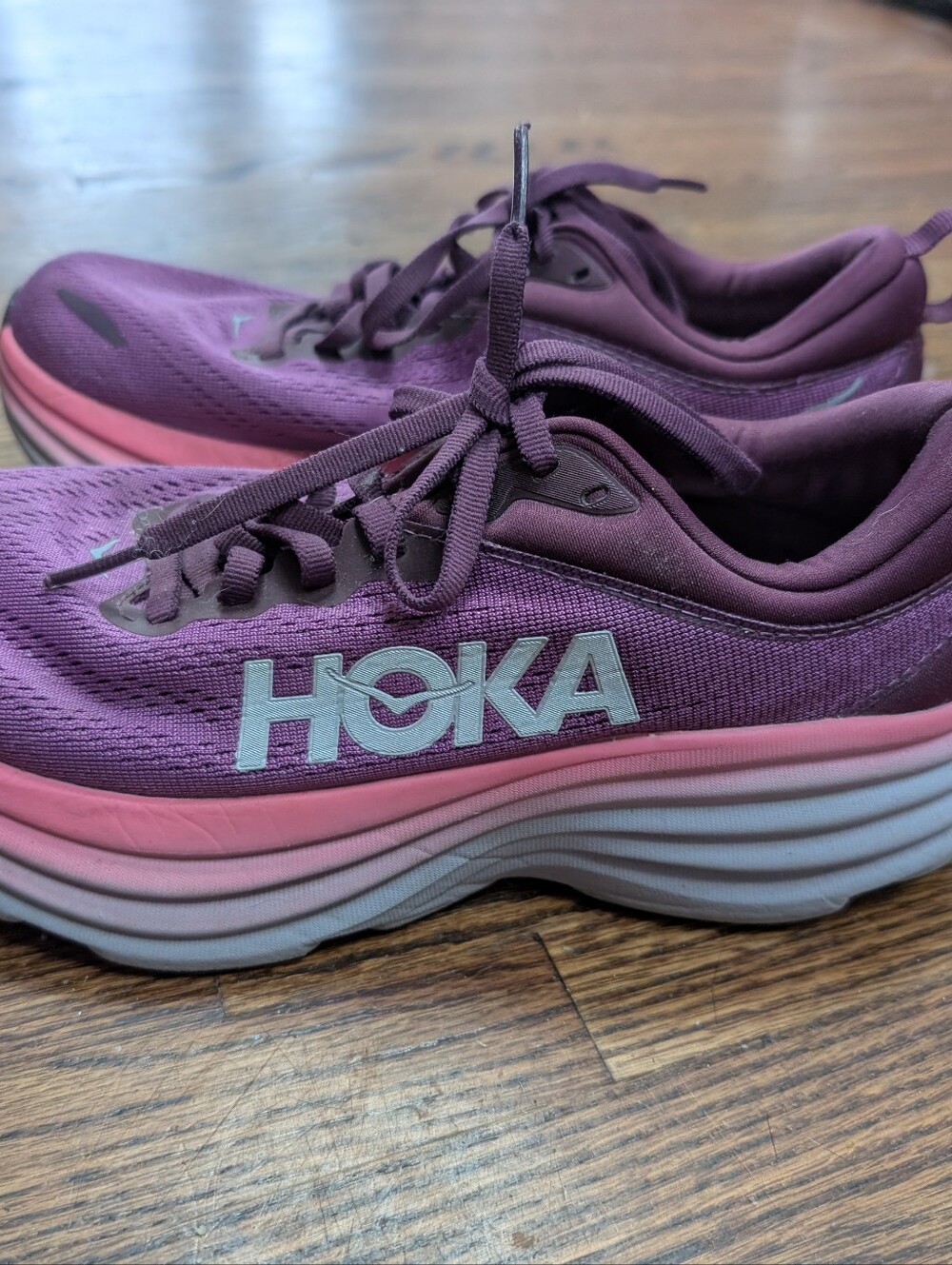 Hoka Women's Purple and Pink Athletic Trainers Bondi 8 - Picture 3 of 7